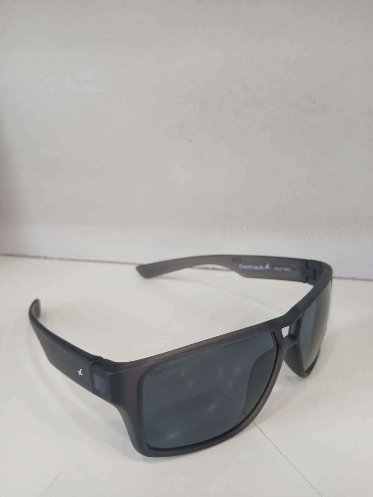 sunglasses - Gray Thumbnail