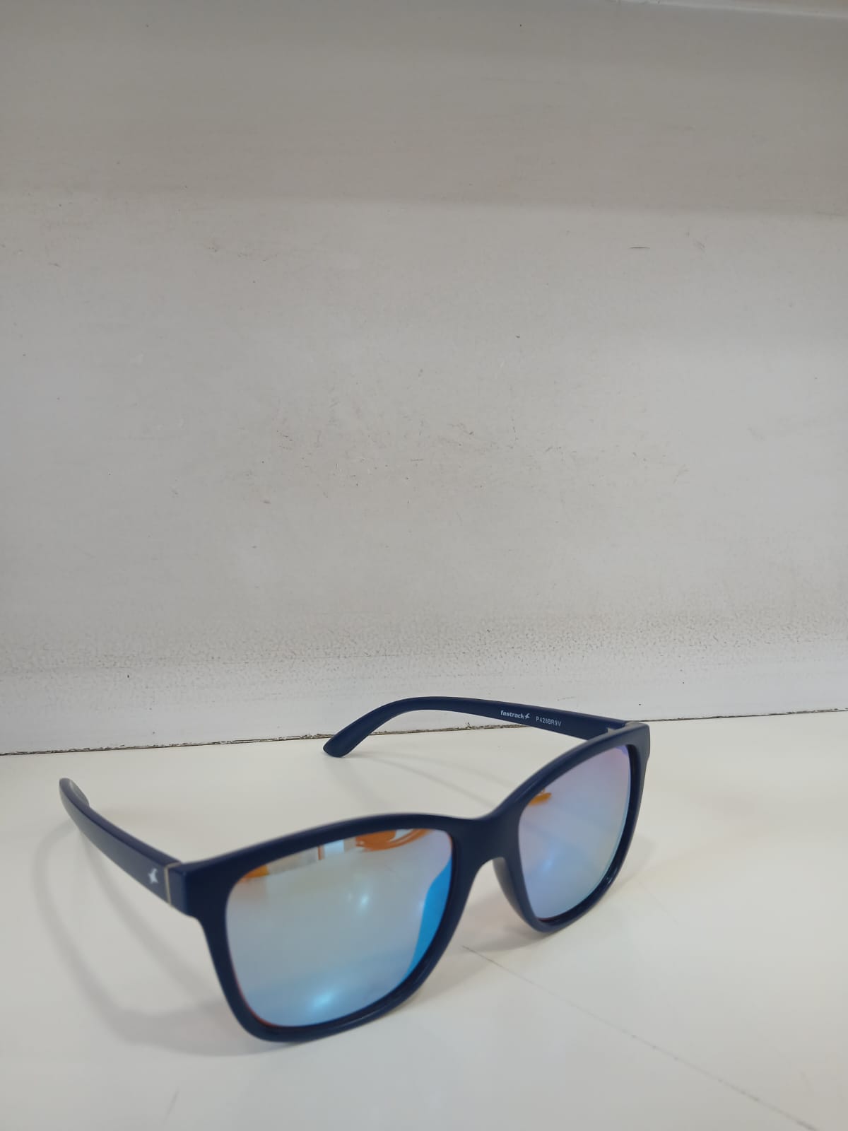 sunglasses - Navy Thumbnail