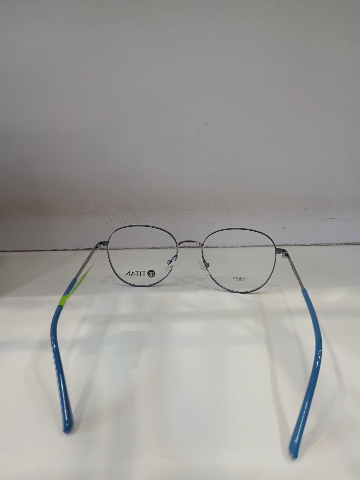 EYEGLASS - Black Thumbnail