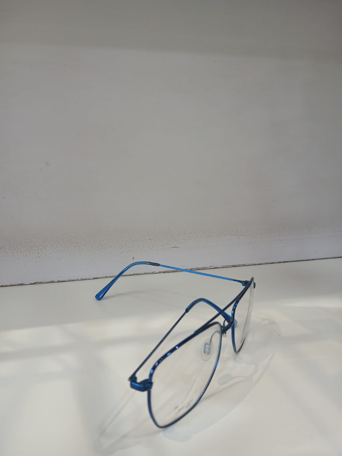 EYEGLASS - Blue Thumbnail