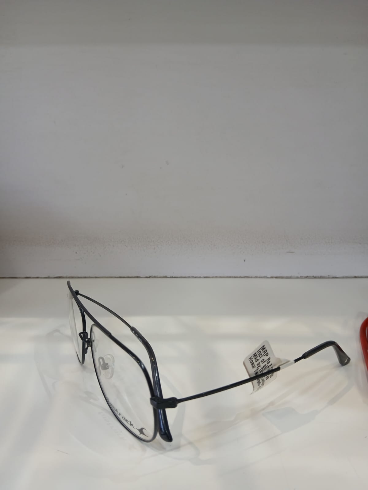 EYEGLASS - Black Thumbnail