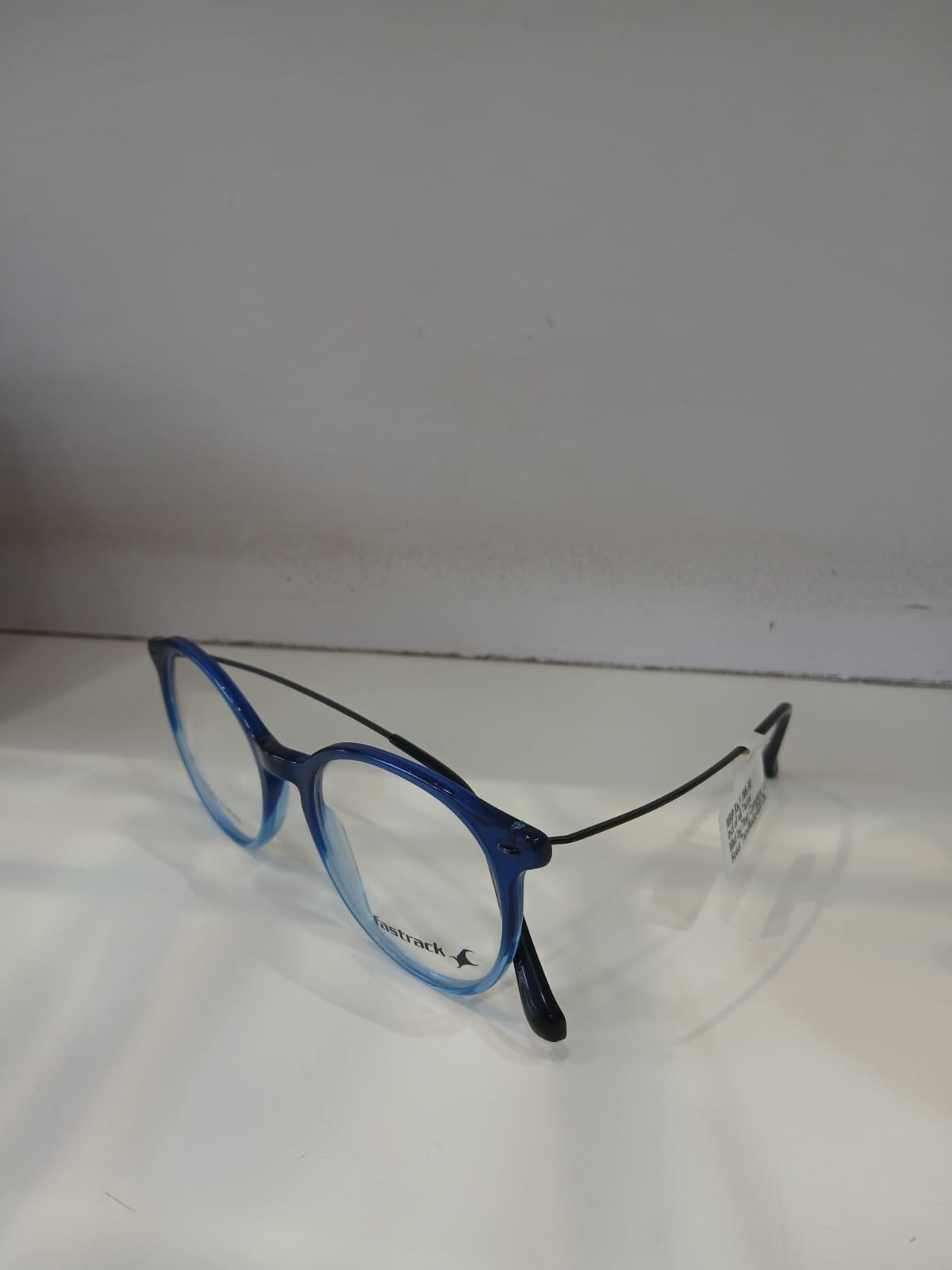 sunglasses - Blue Thumbnail