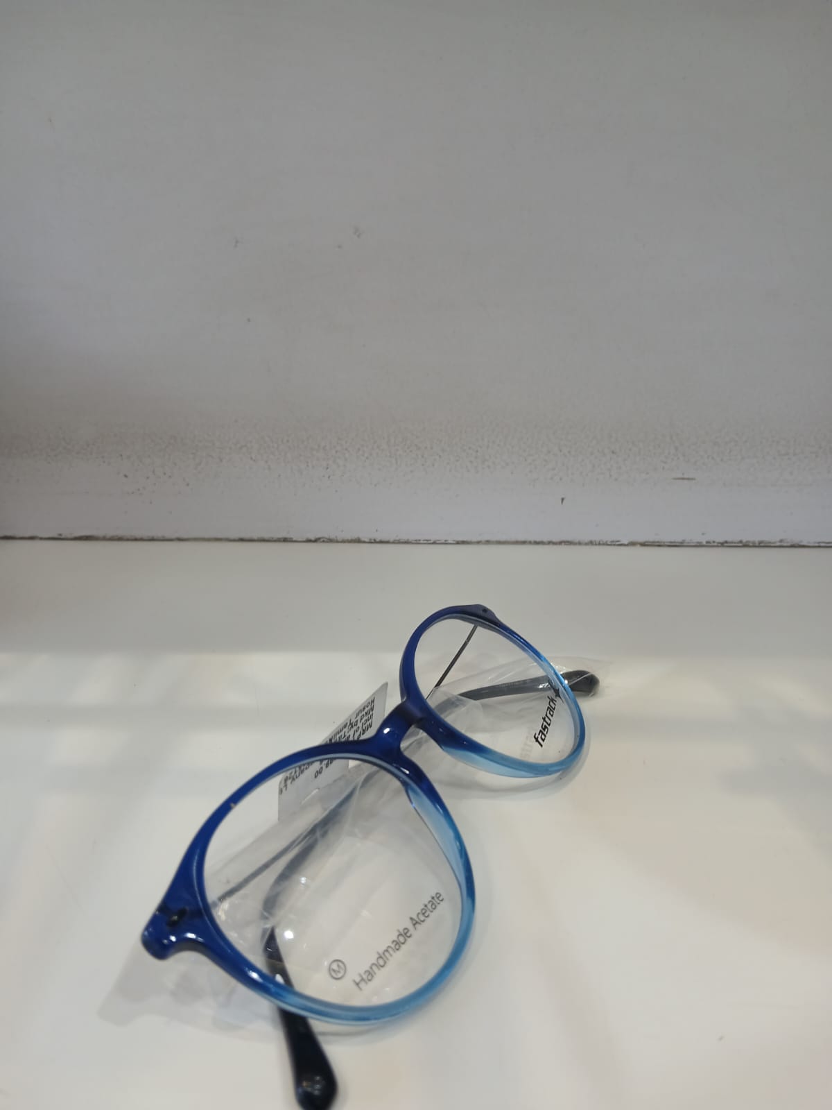 sunglasses - Blue Thumbnail