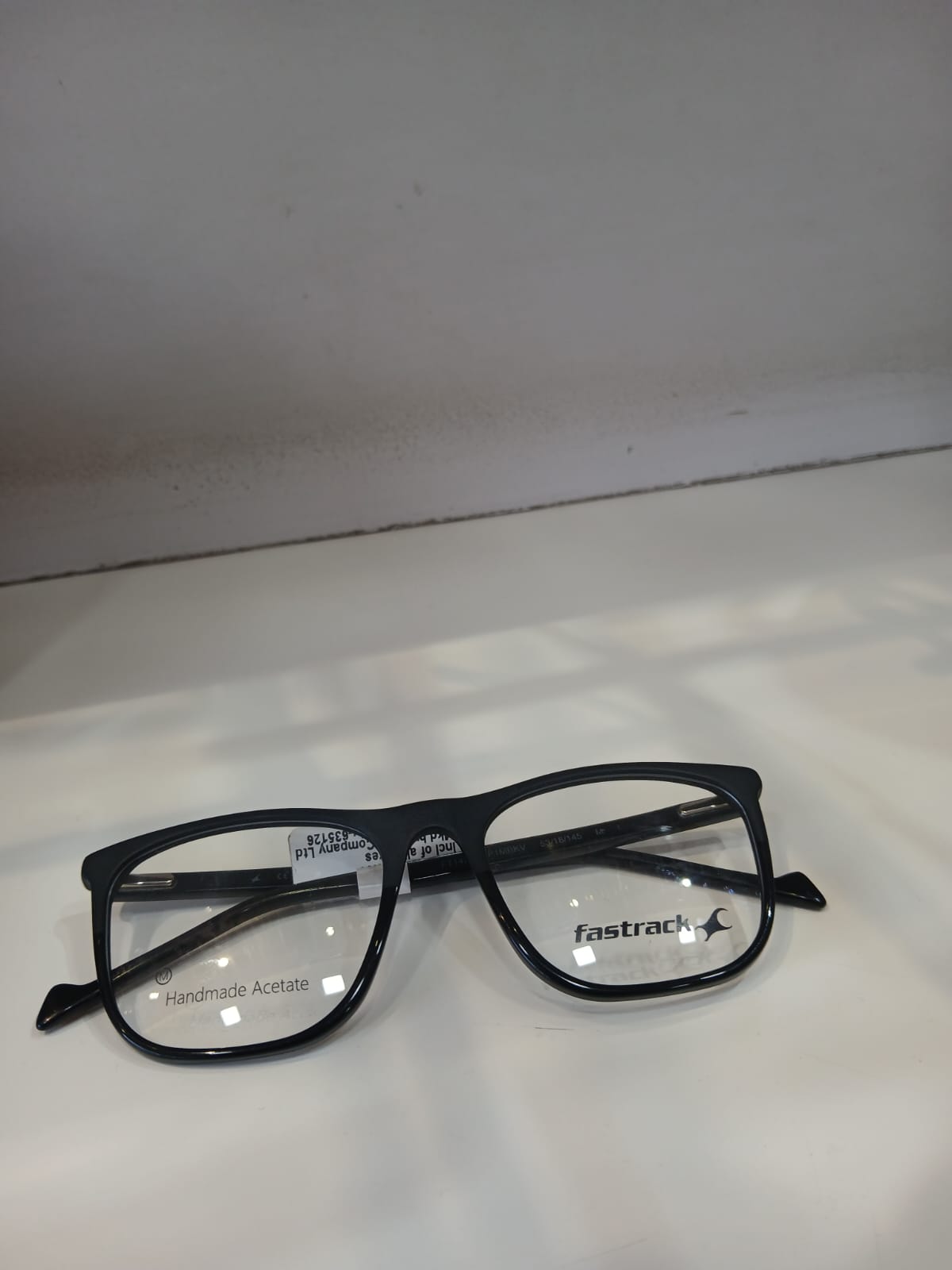 EYEGLASS - Black Thumbnail
