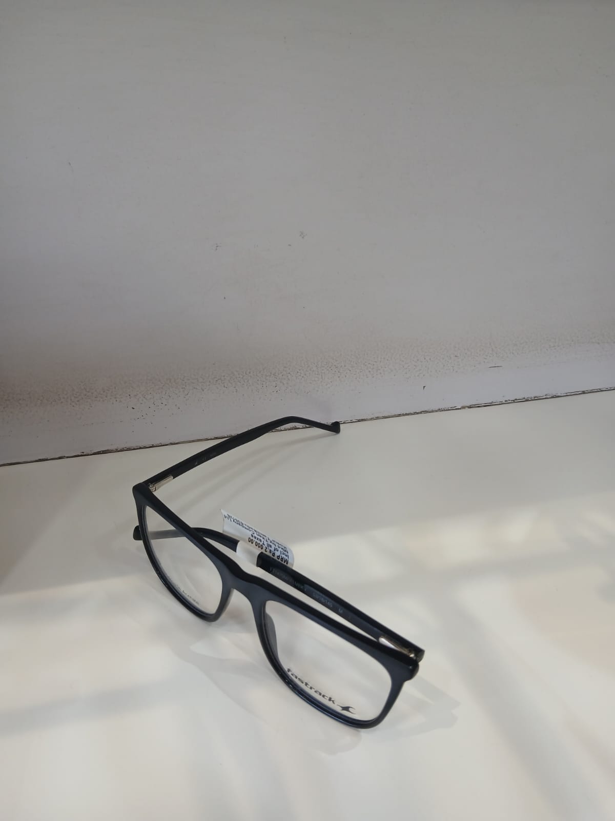 EYEGLASS - Black Thumbnail