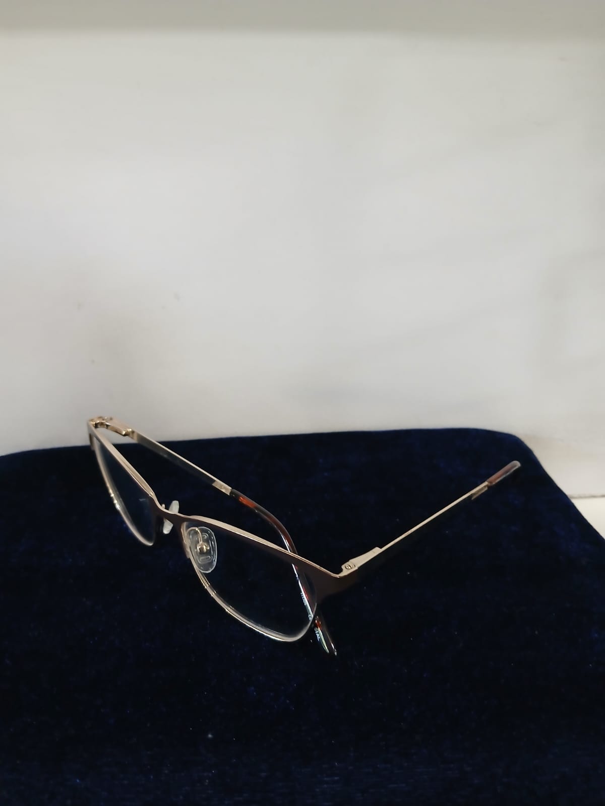 EYEGLASS - Gold Thumbnail