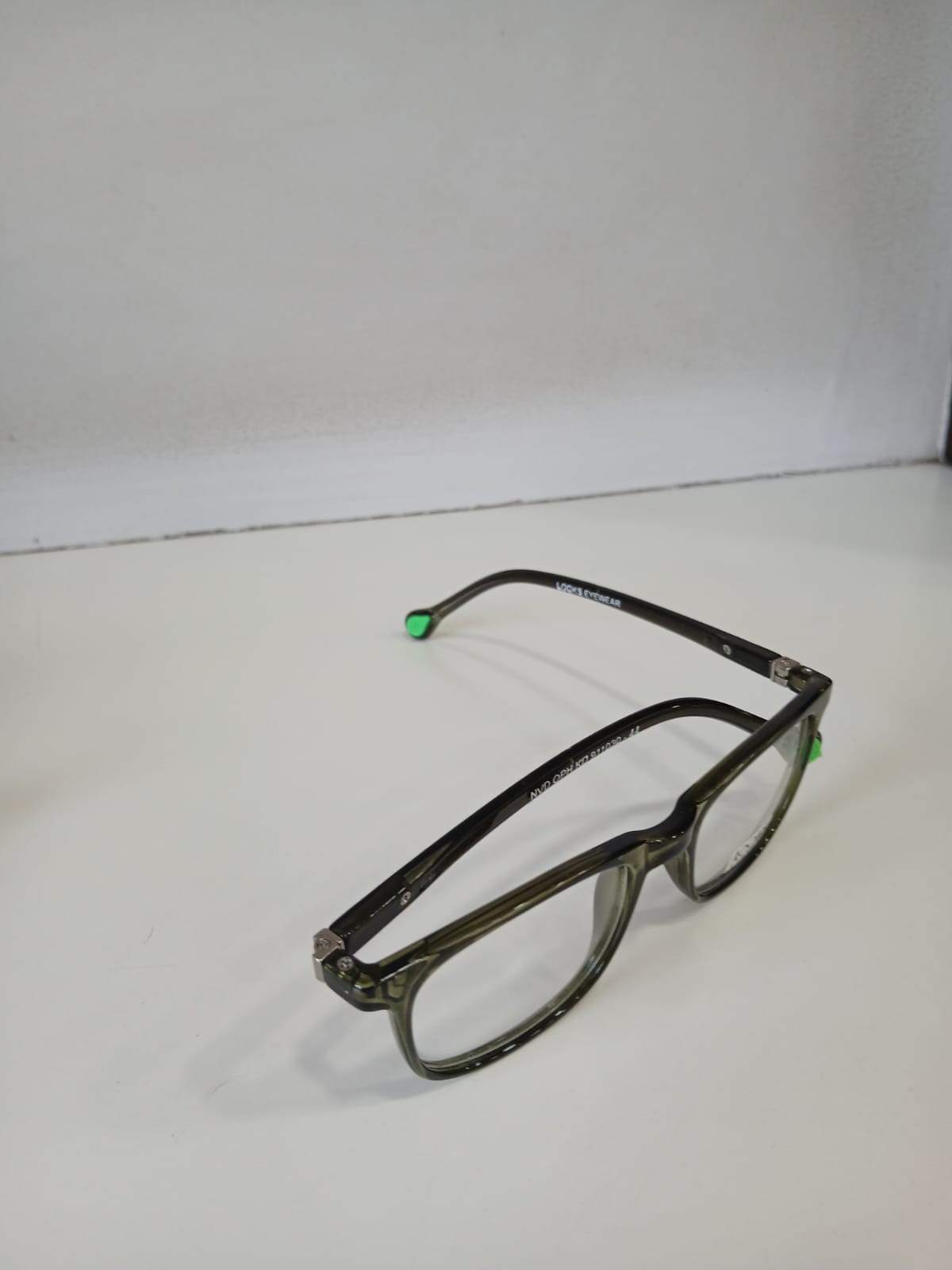 EYEGLASS - Green Thumbnail