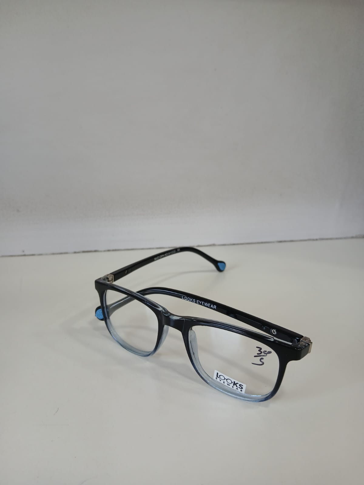 EYEGLASS - Blue Thumbnail