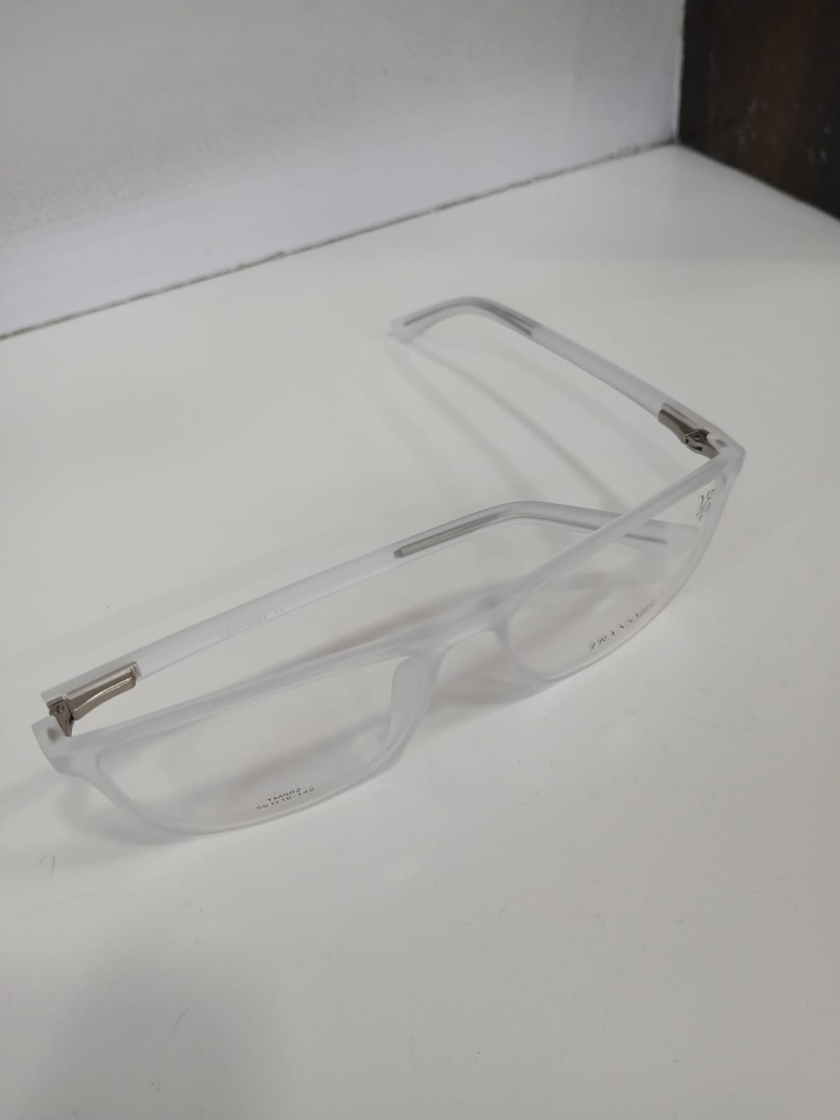 EYEGLASS - White Thumbnail