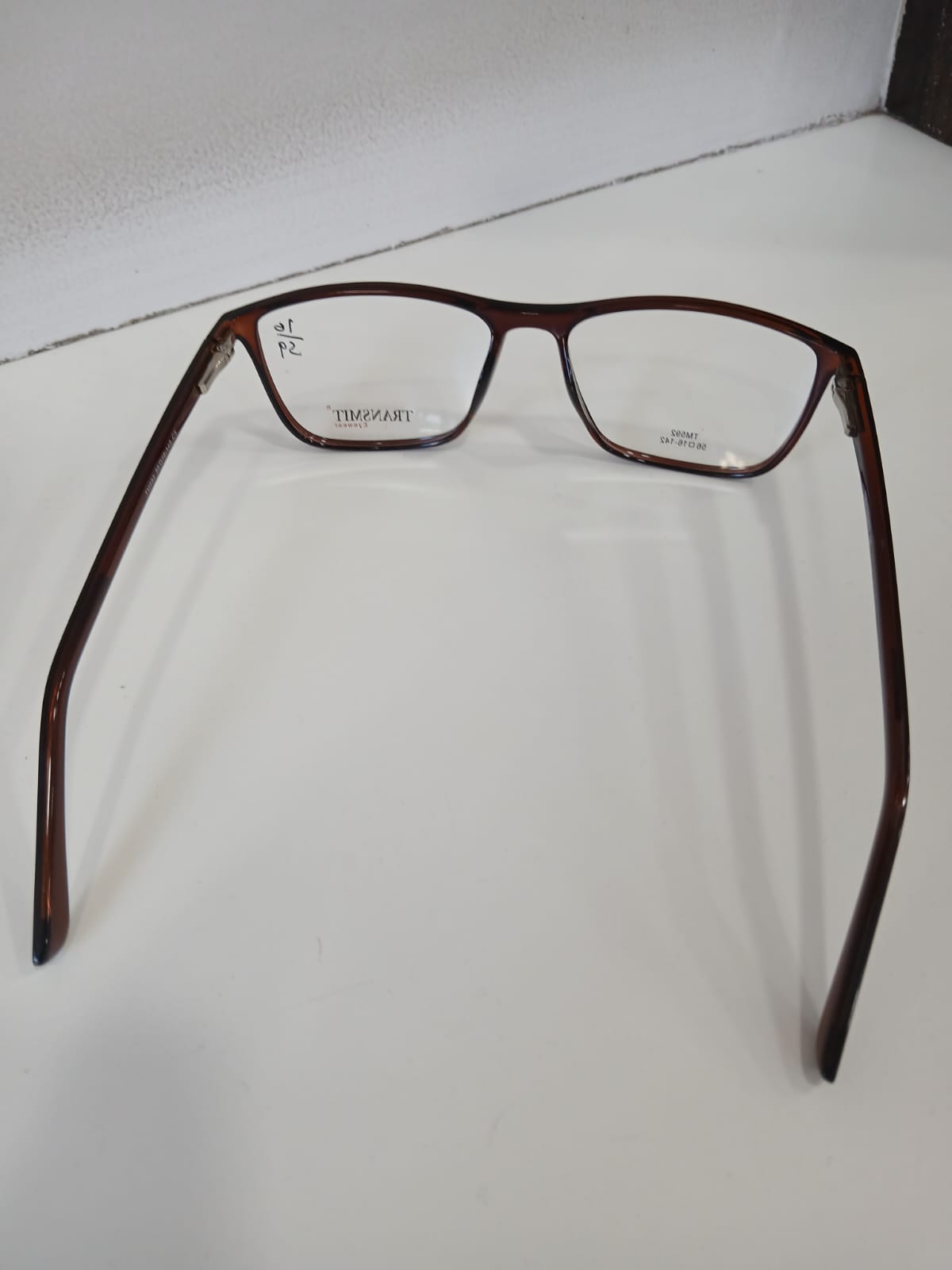EYEGLASS - Maroon Thumbnail