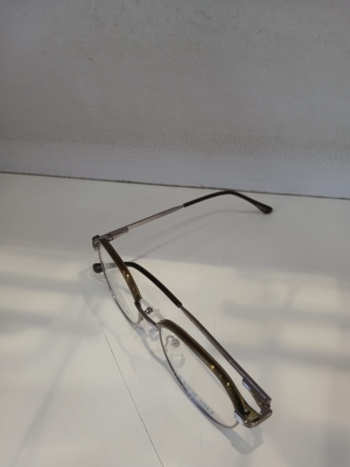 EYEGLASS - Green Thumbnail