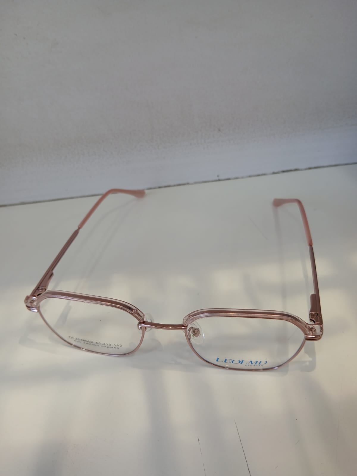 EYEGLASS - Pink Thumbnail