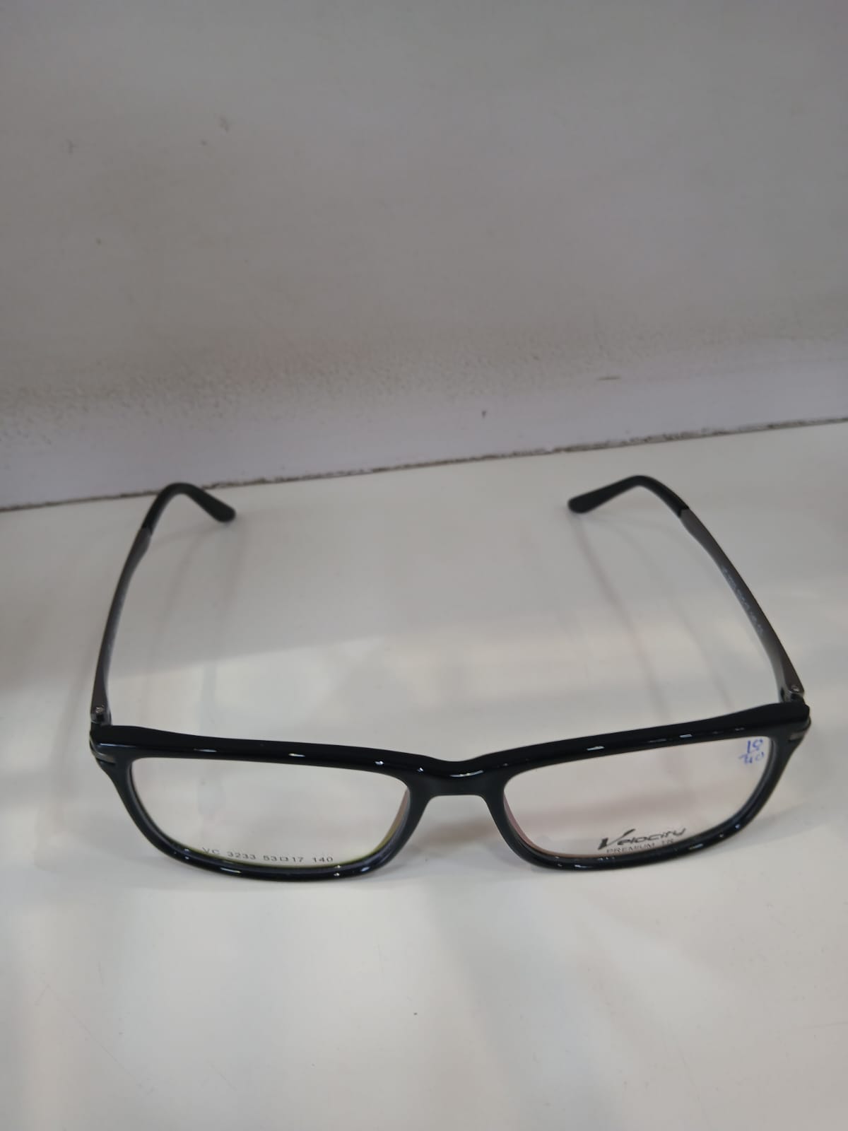 EYEGLASS - Black Thumbnail