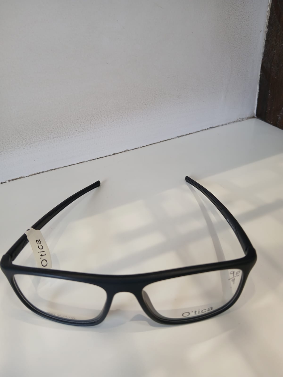 EYEGLASS - Black Thumbnail