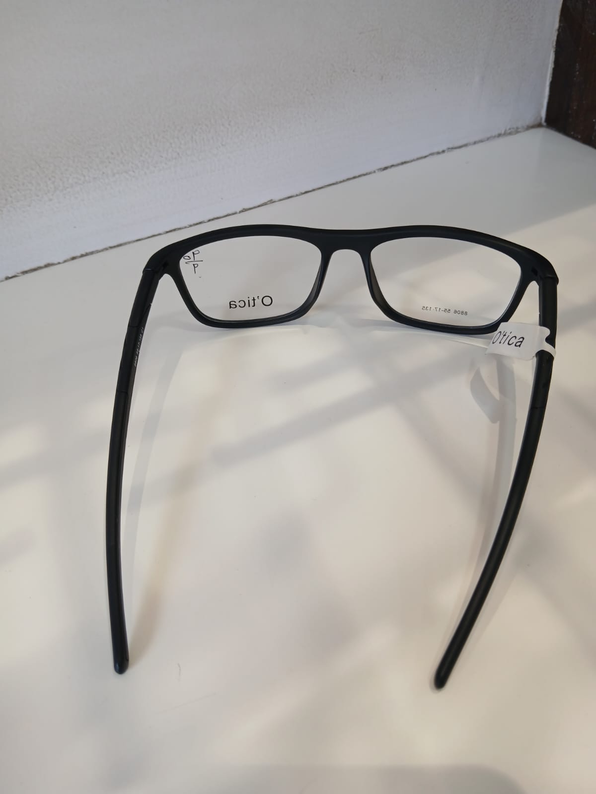 EYEGLASS - Black Thumbnail