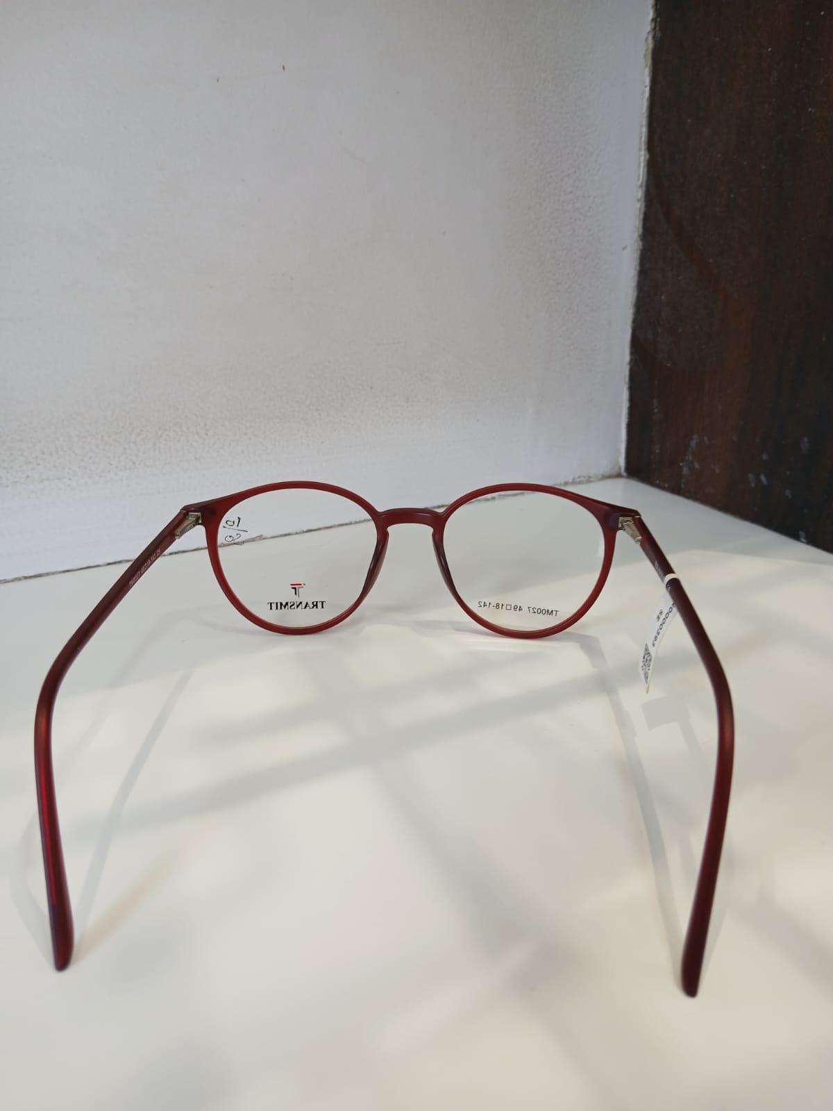 EYEGLASS - Ruby Thumbnail