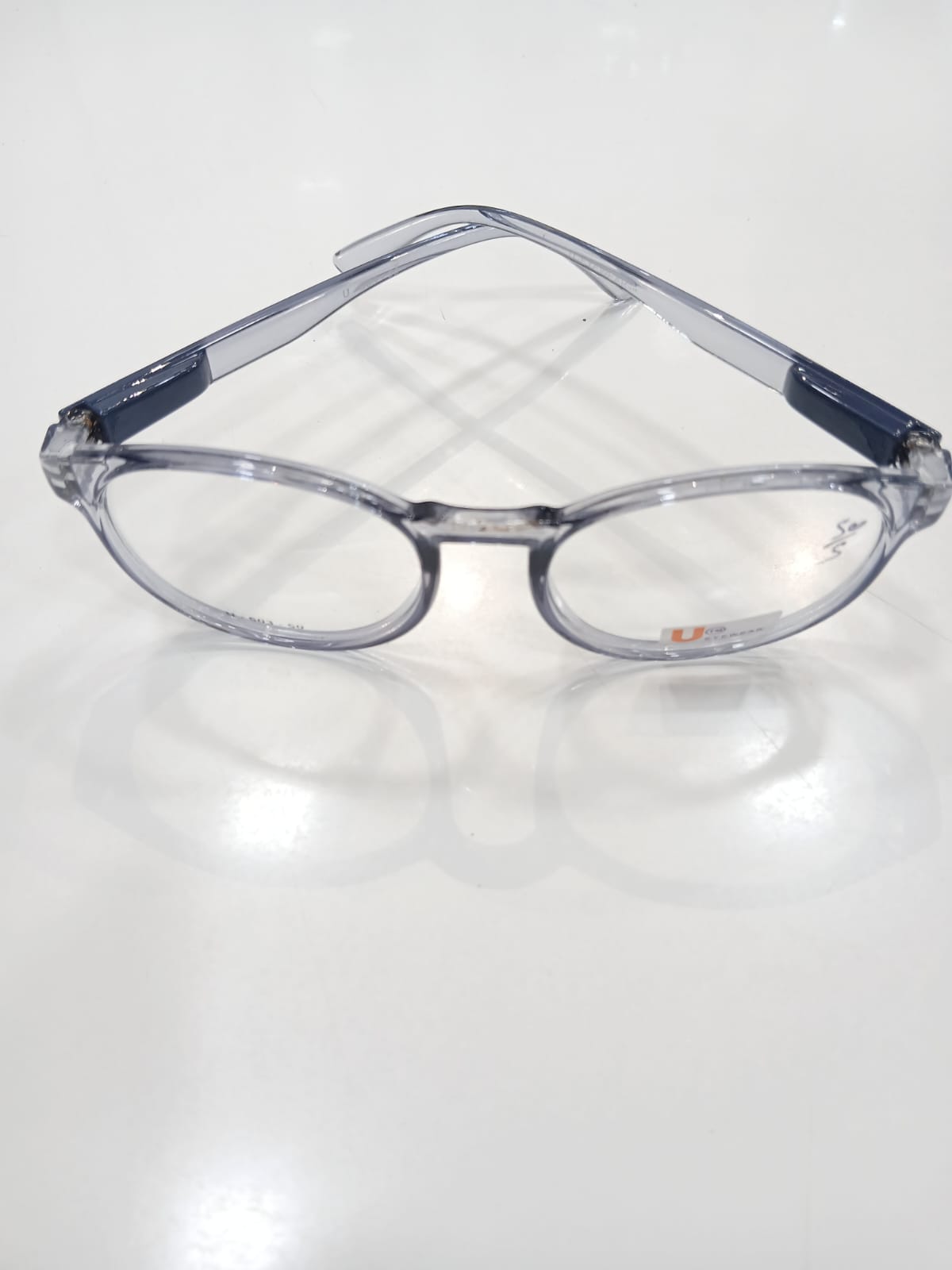 EYEGLASS - Gray Thumbnail