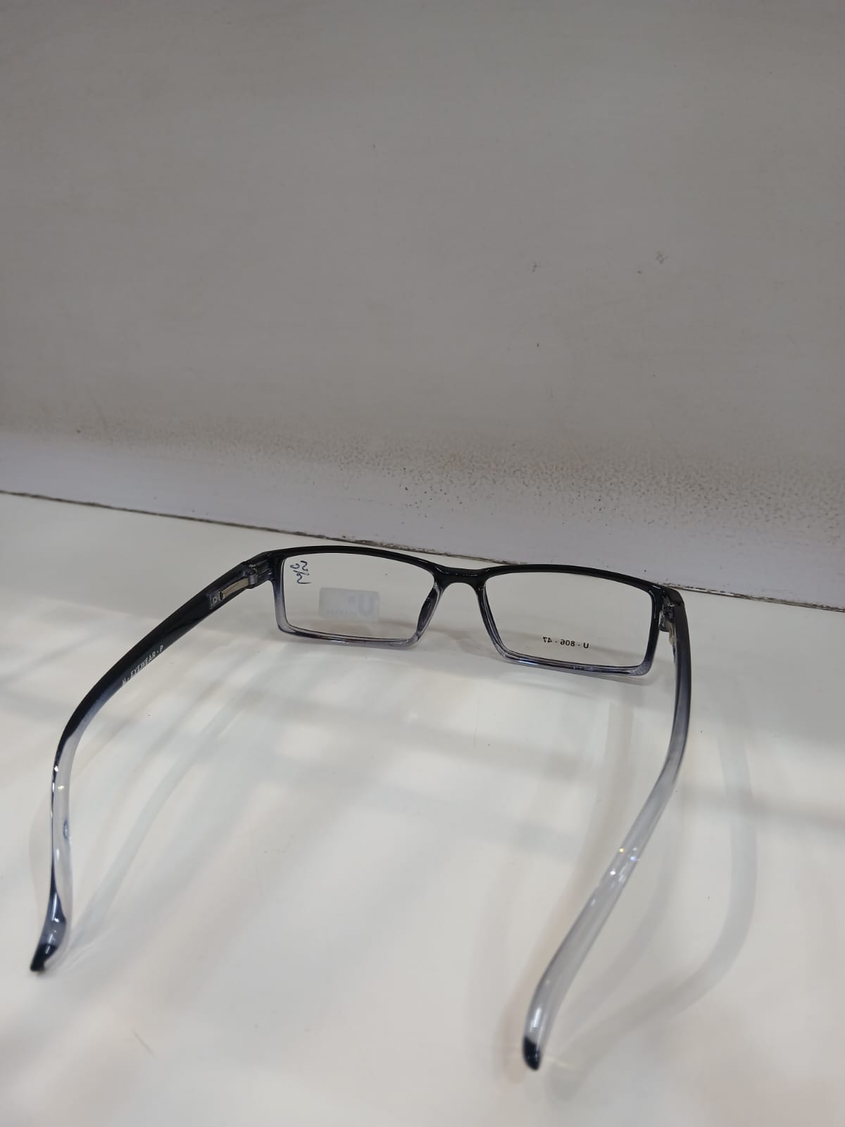 EYEGLASS - Black Thumbnail