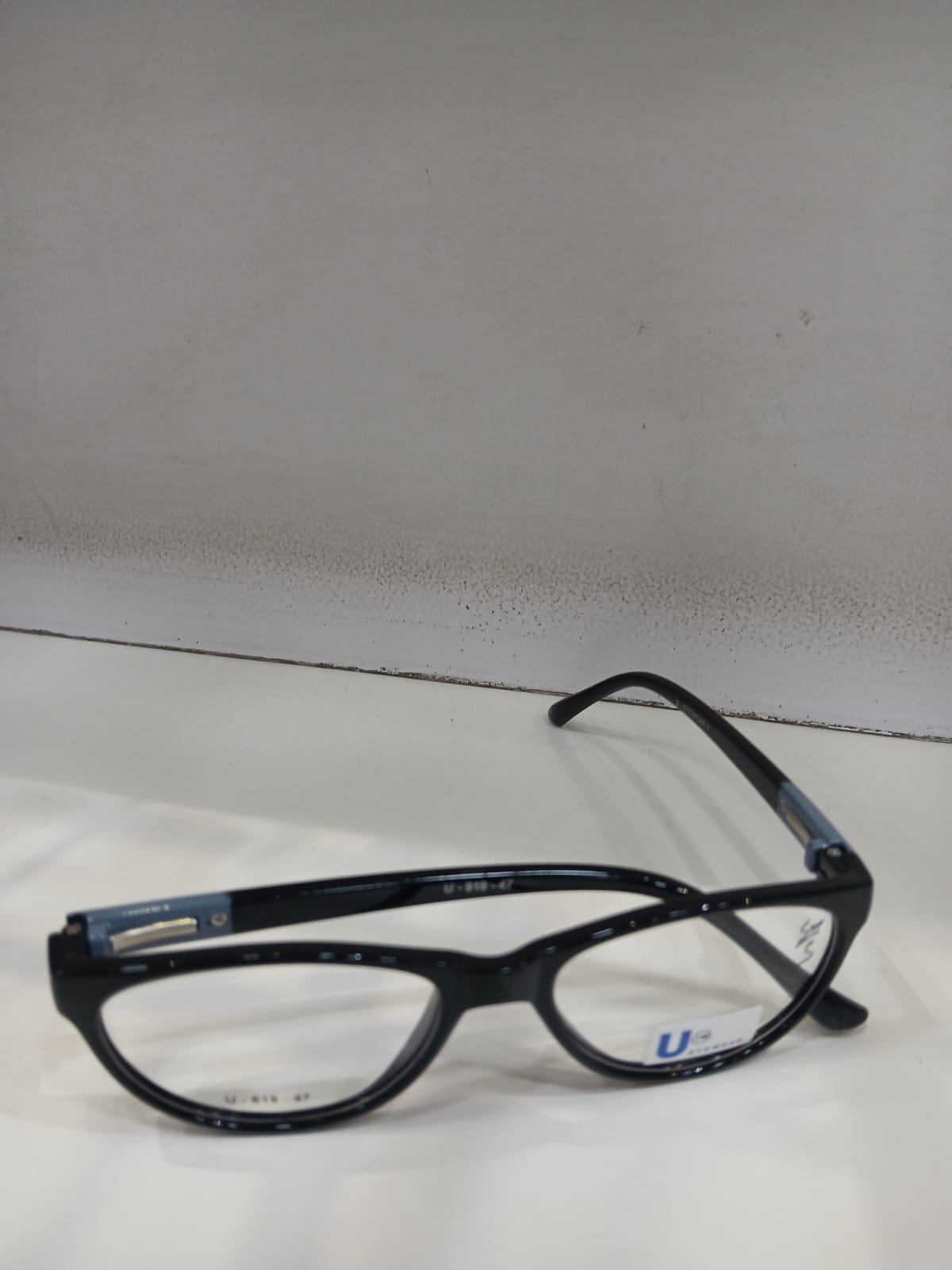 EYEGLASS - Black Thumbnail