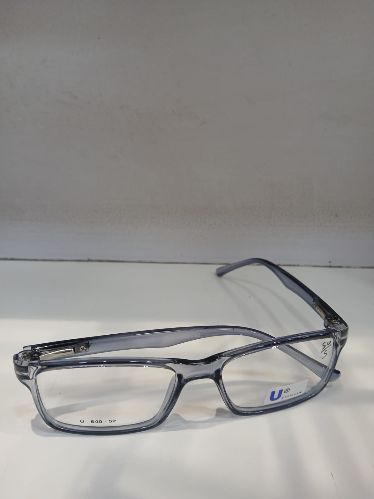 EYEGLASS - Gray Thumbnail