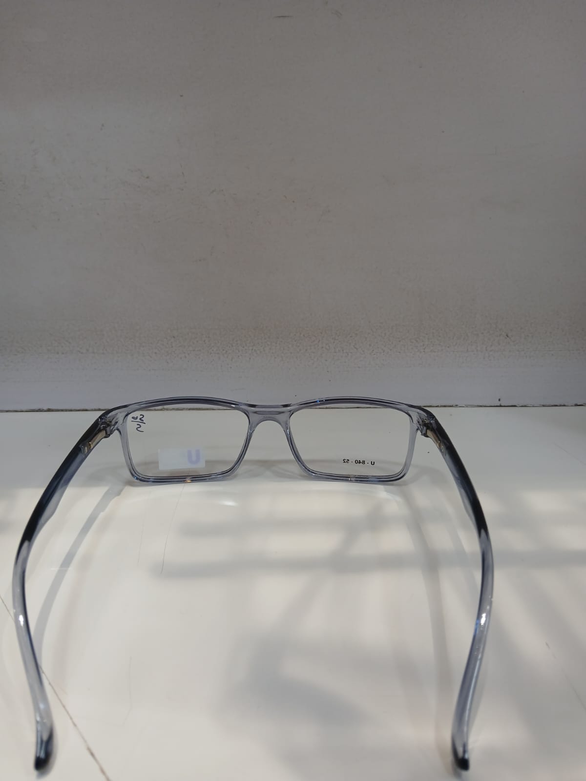 EYEGLASS - Gray Thumbnail