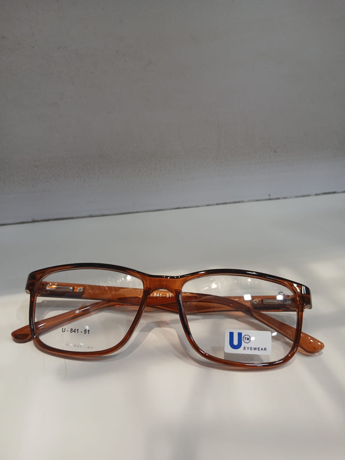 EYEGLASS - Brown