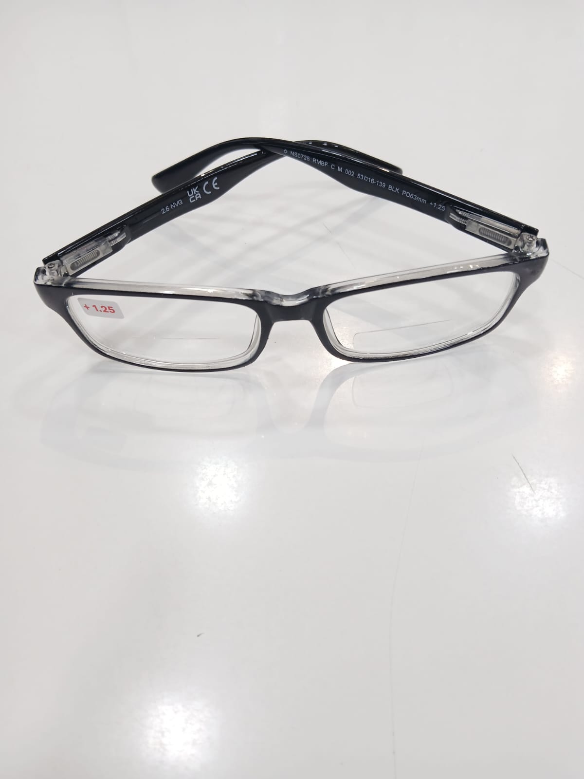 EYEGLASS - Black Thumbnail