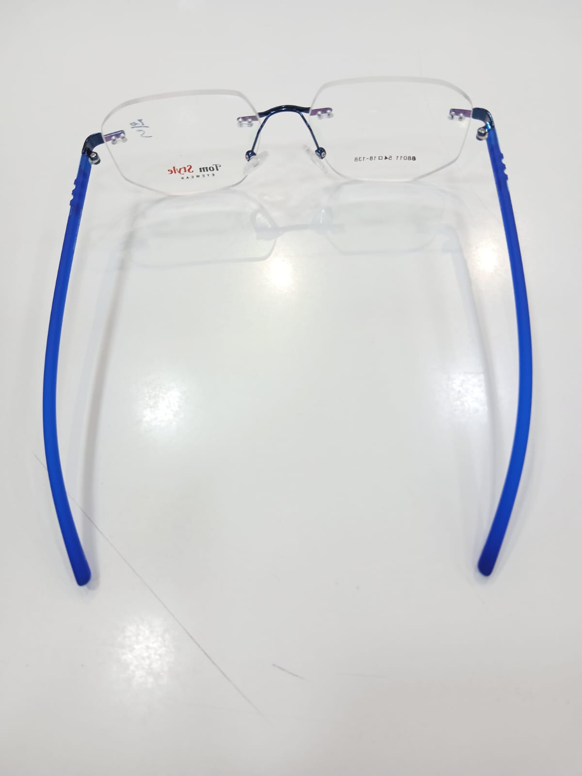 EYEGLASS - Blue Thumbnail