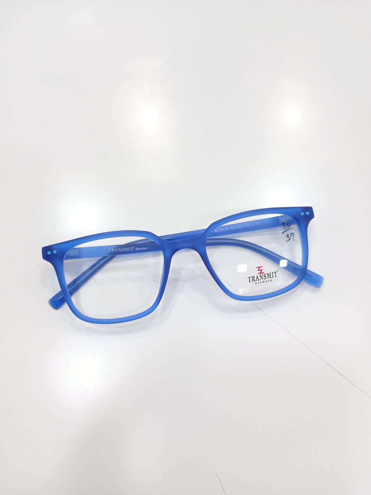 EYEGLASS - Blue Thumbnail