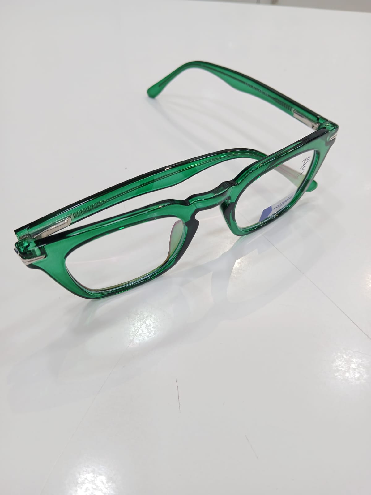 EYEGLASS - Green