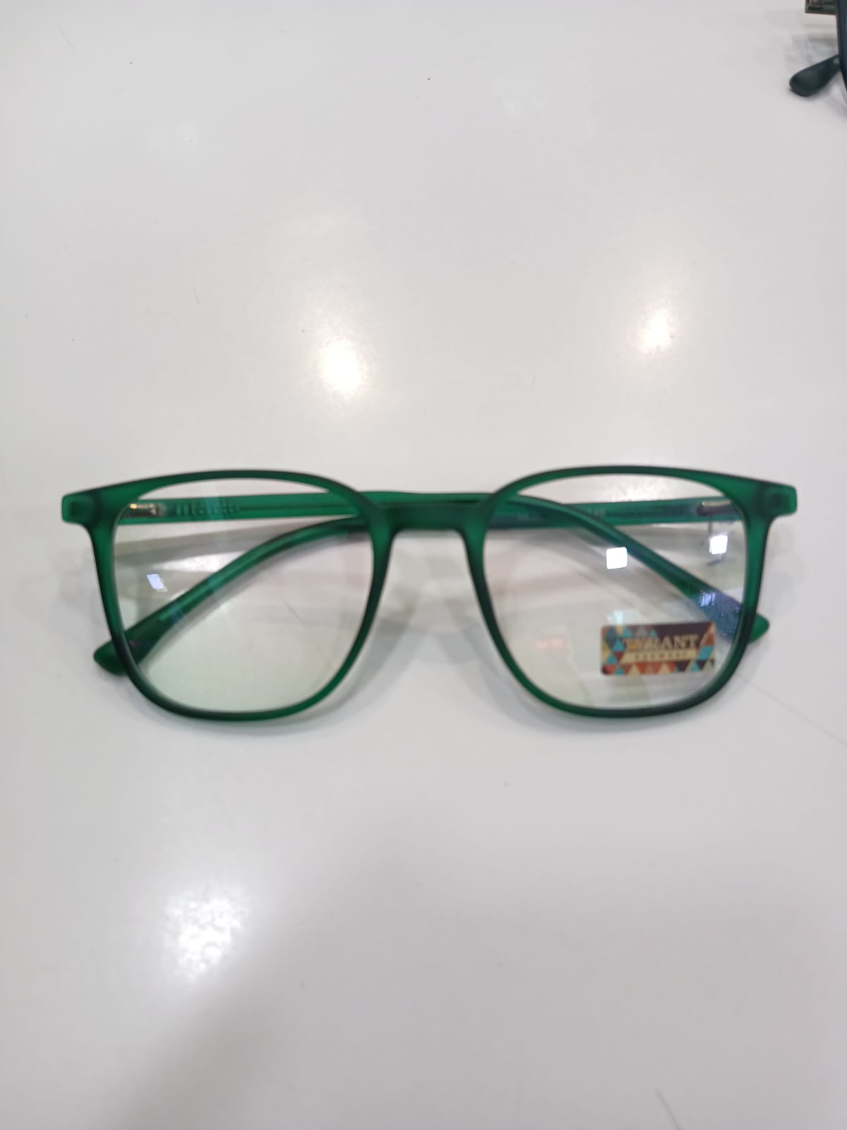 EYEGLASS - Green Thumbnail