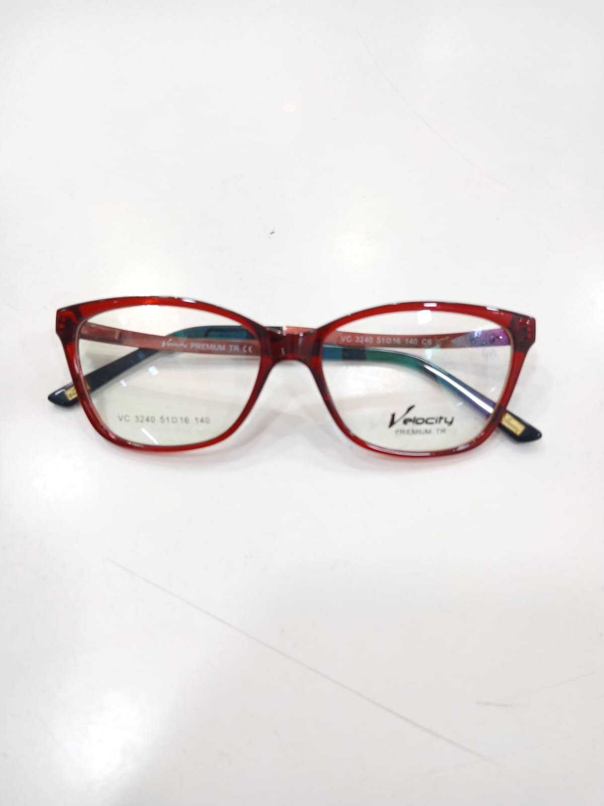 EYEGLASS - Red