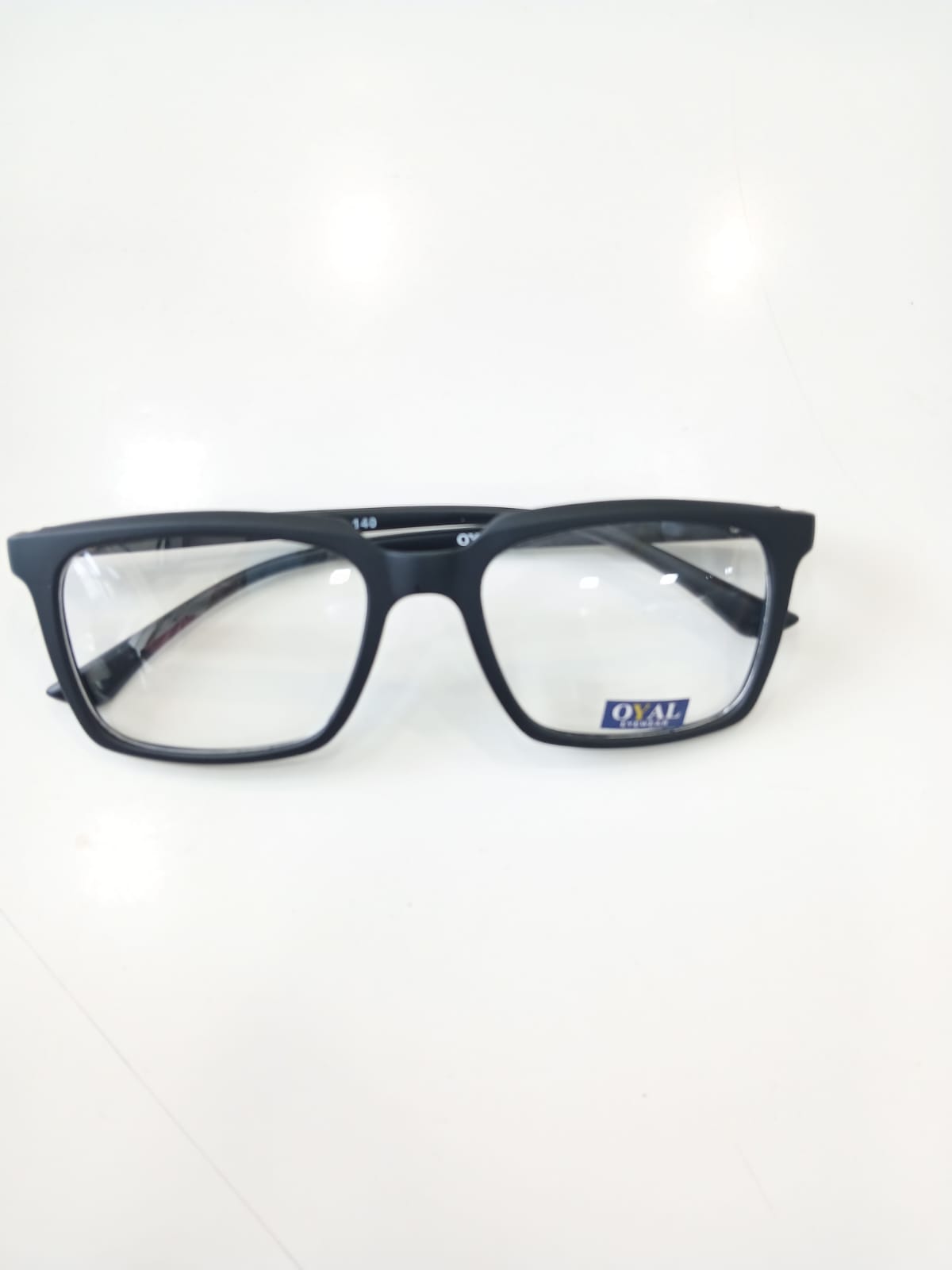 EYEGLASS - Black Thumbnail