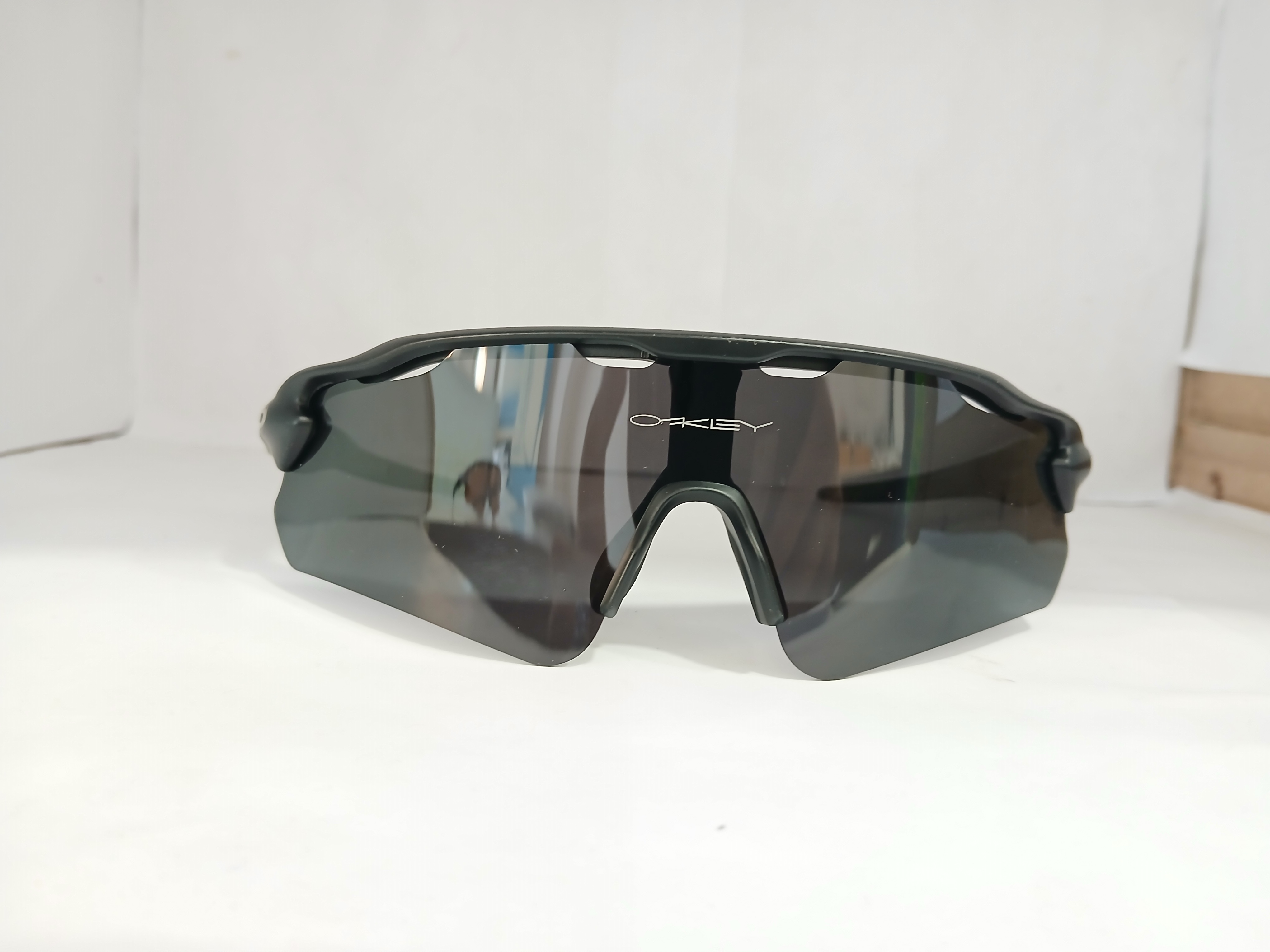 sunglasses - Black - Thumbnail