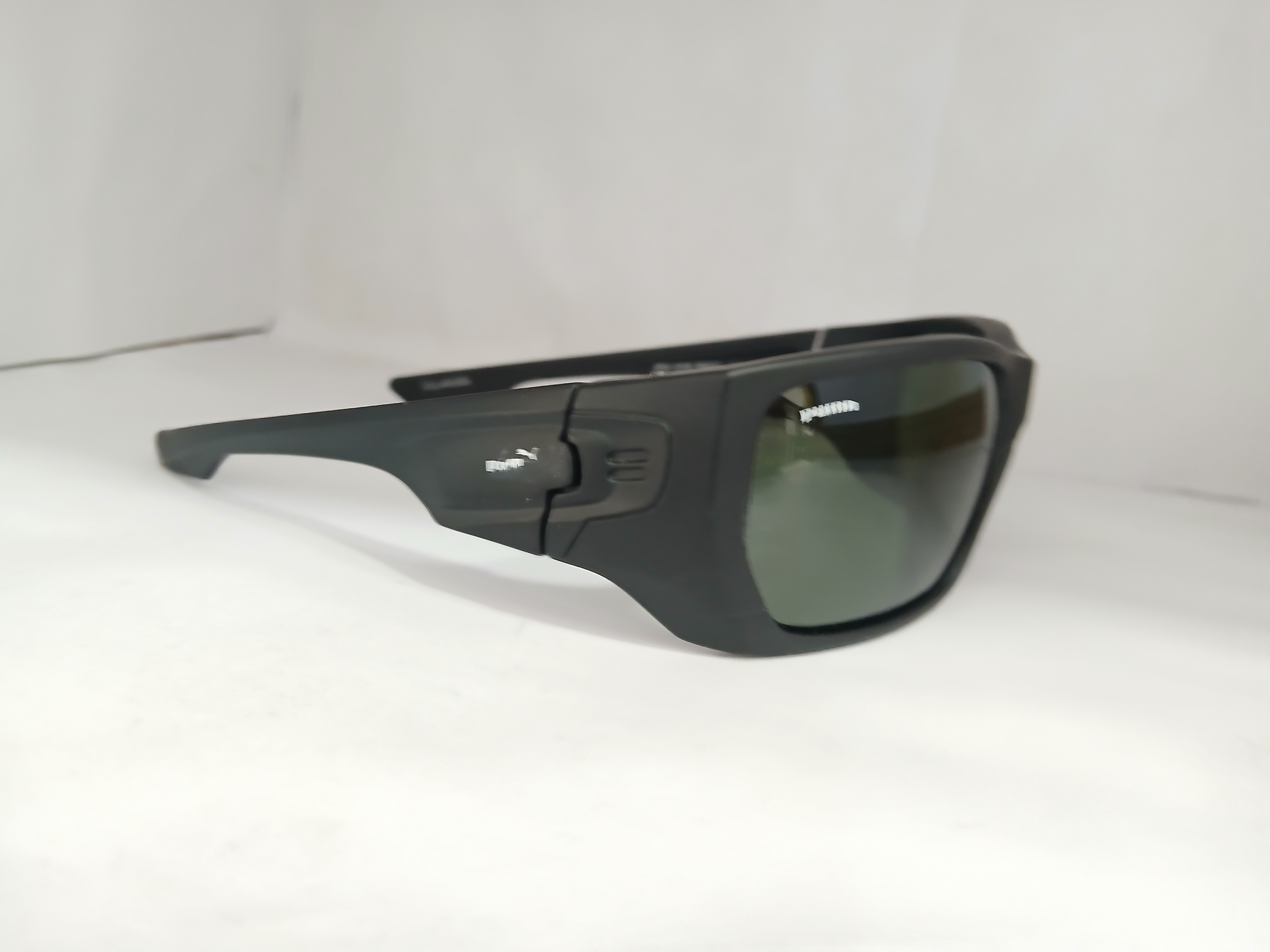 sunglasses - Black - Thumbnail