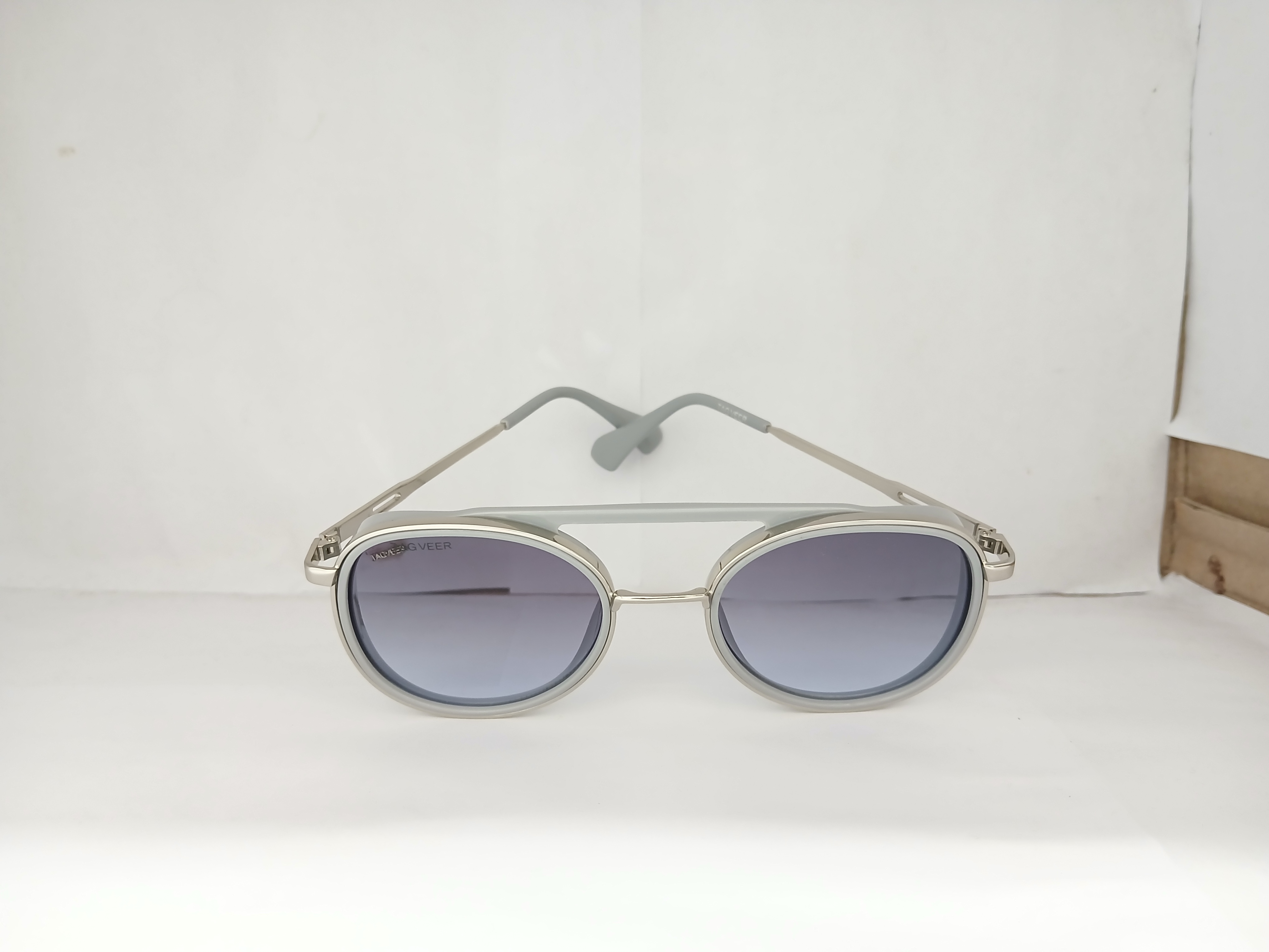 sunglasses - Gray