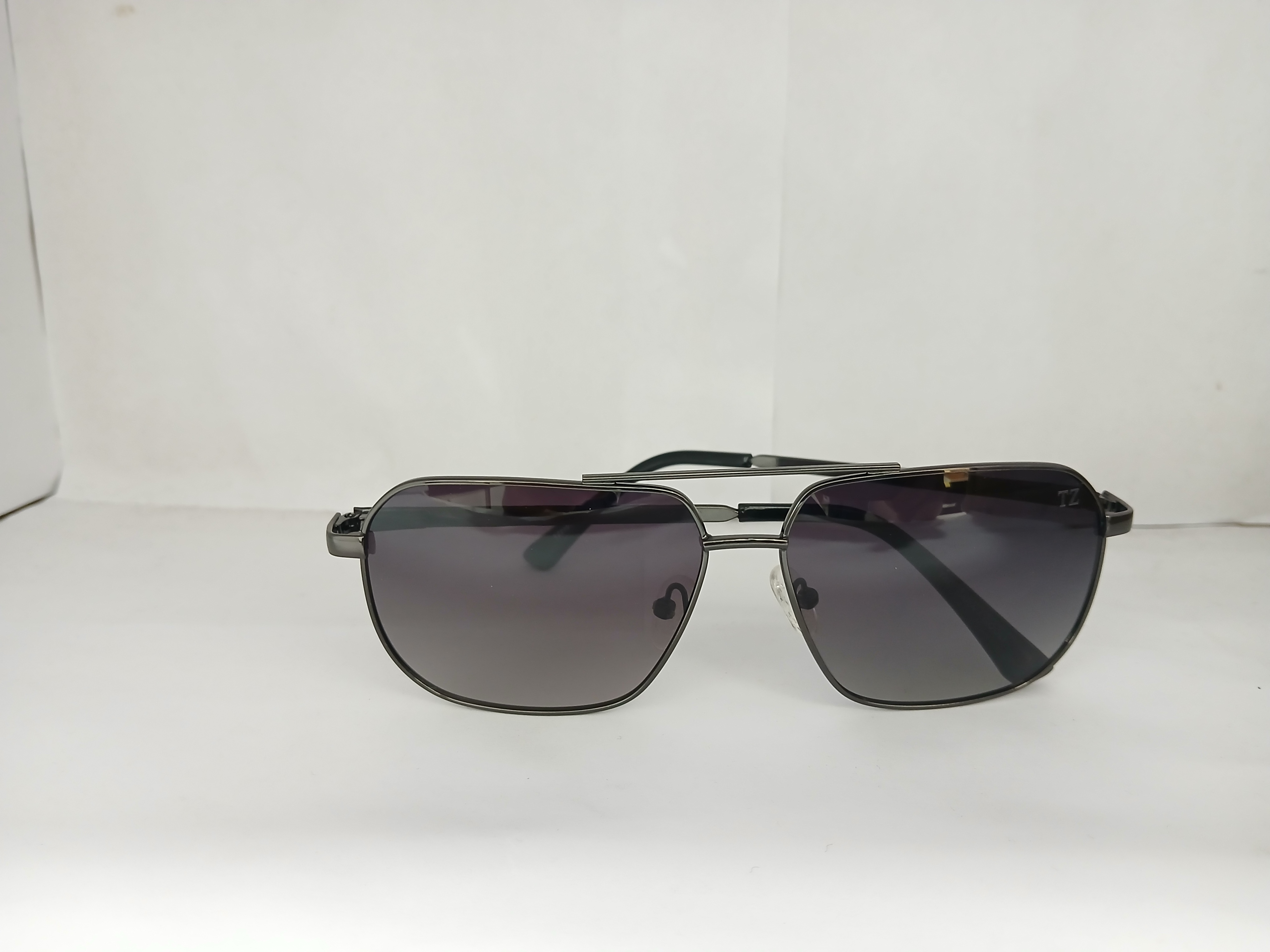 sunglasses - Black - Thumbnail