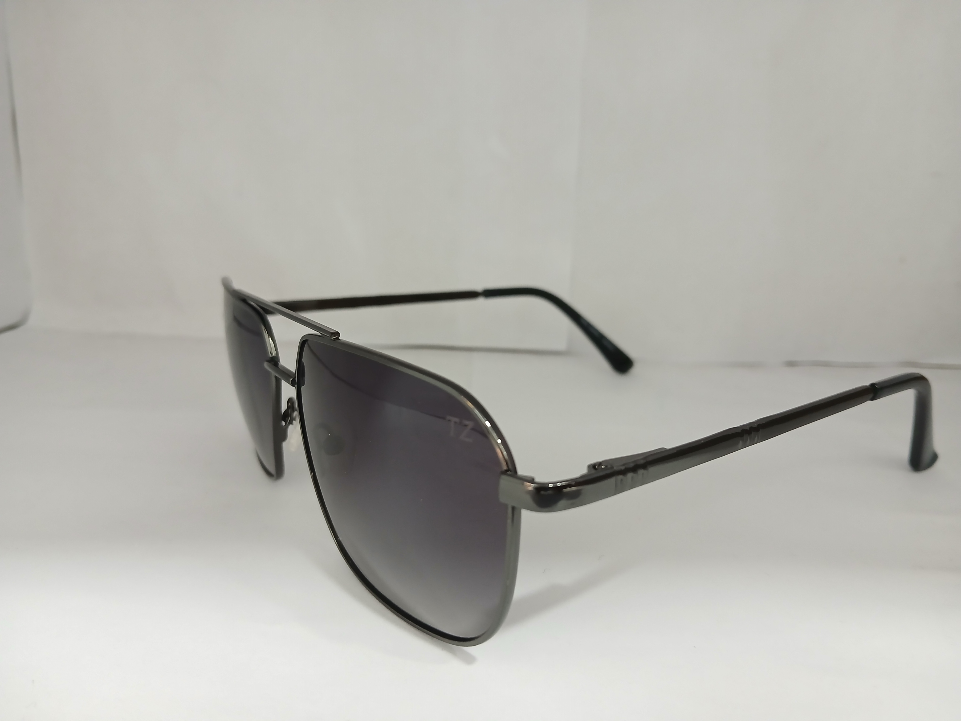 sunglasses - Black - Thumbnail