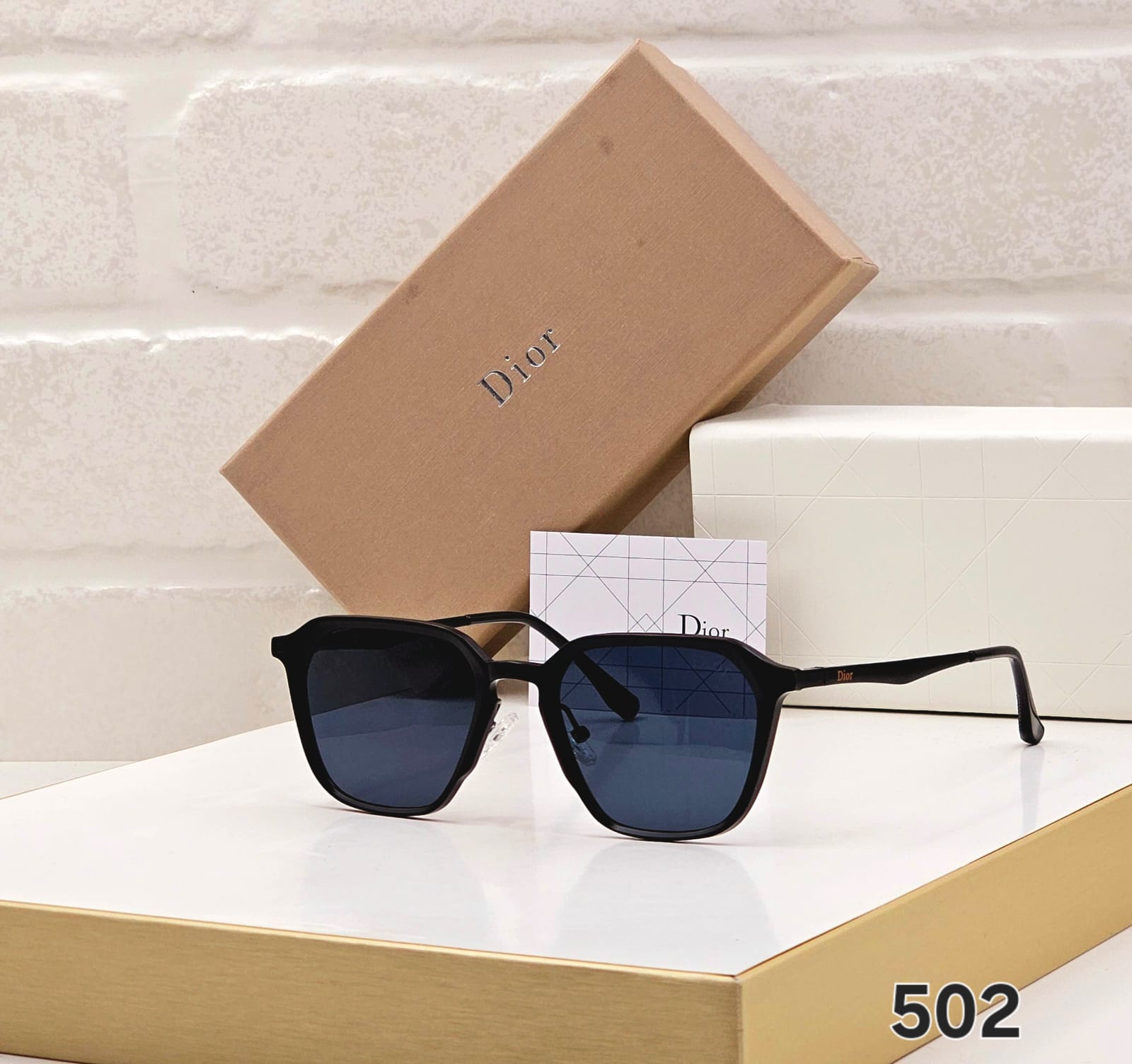 sunglasses - Black Thumbnail