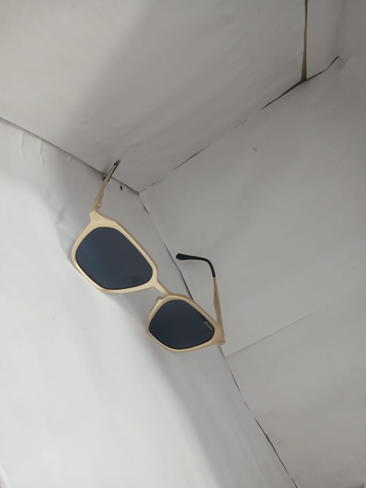 sunglasses - Gold Thumbnail