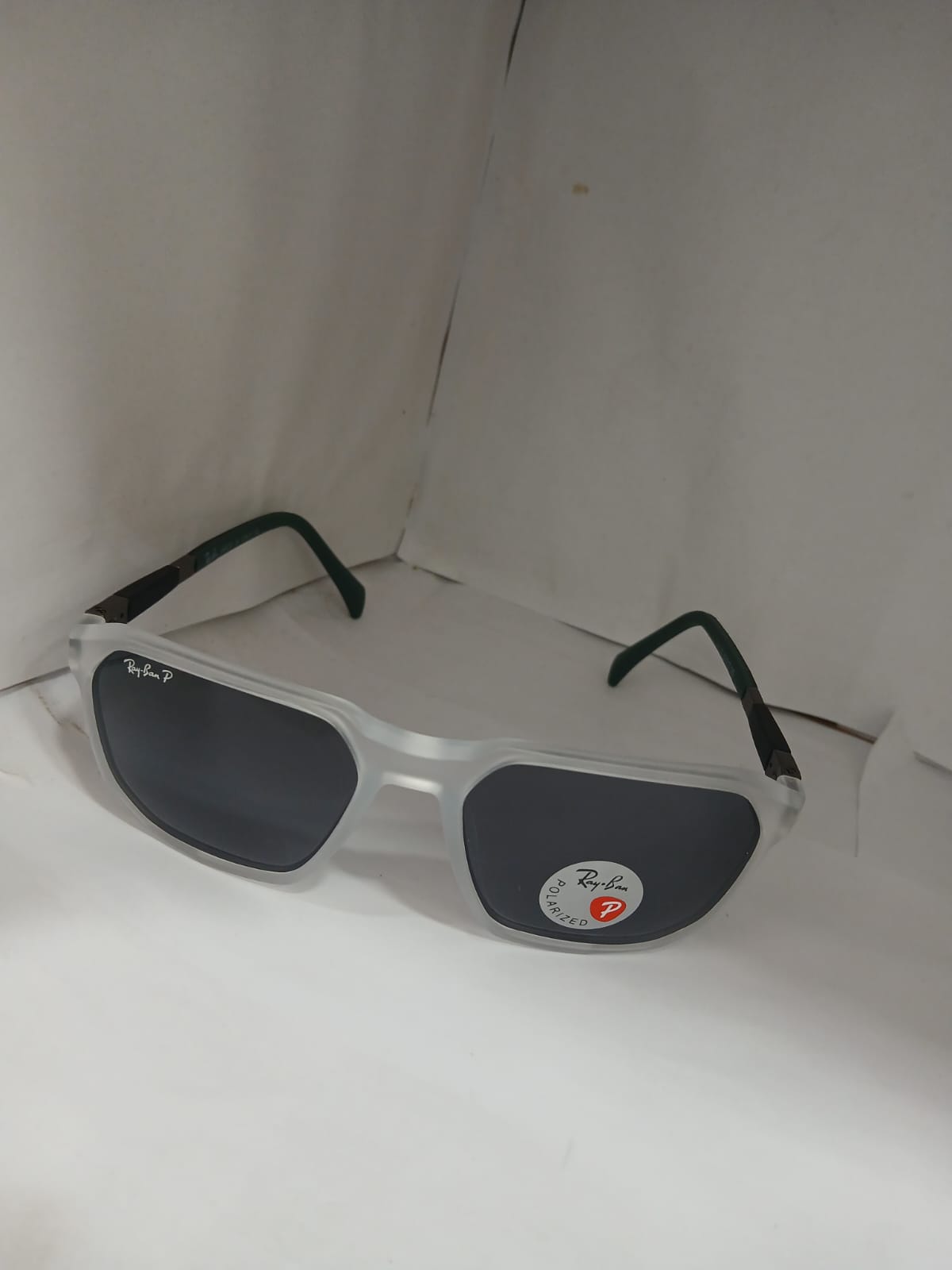 sunglasses - White Thumbnail