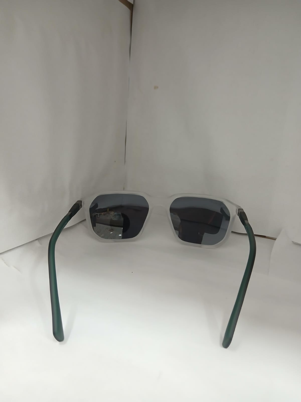 sunglasses - White Thumbnail