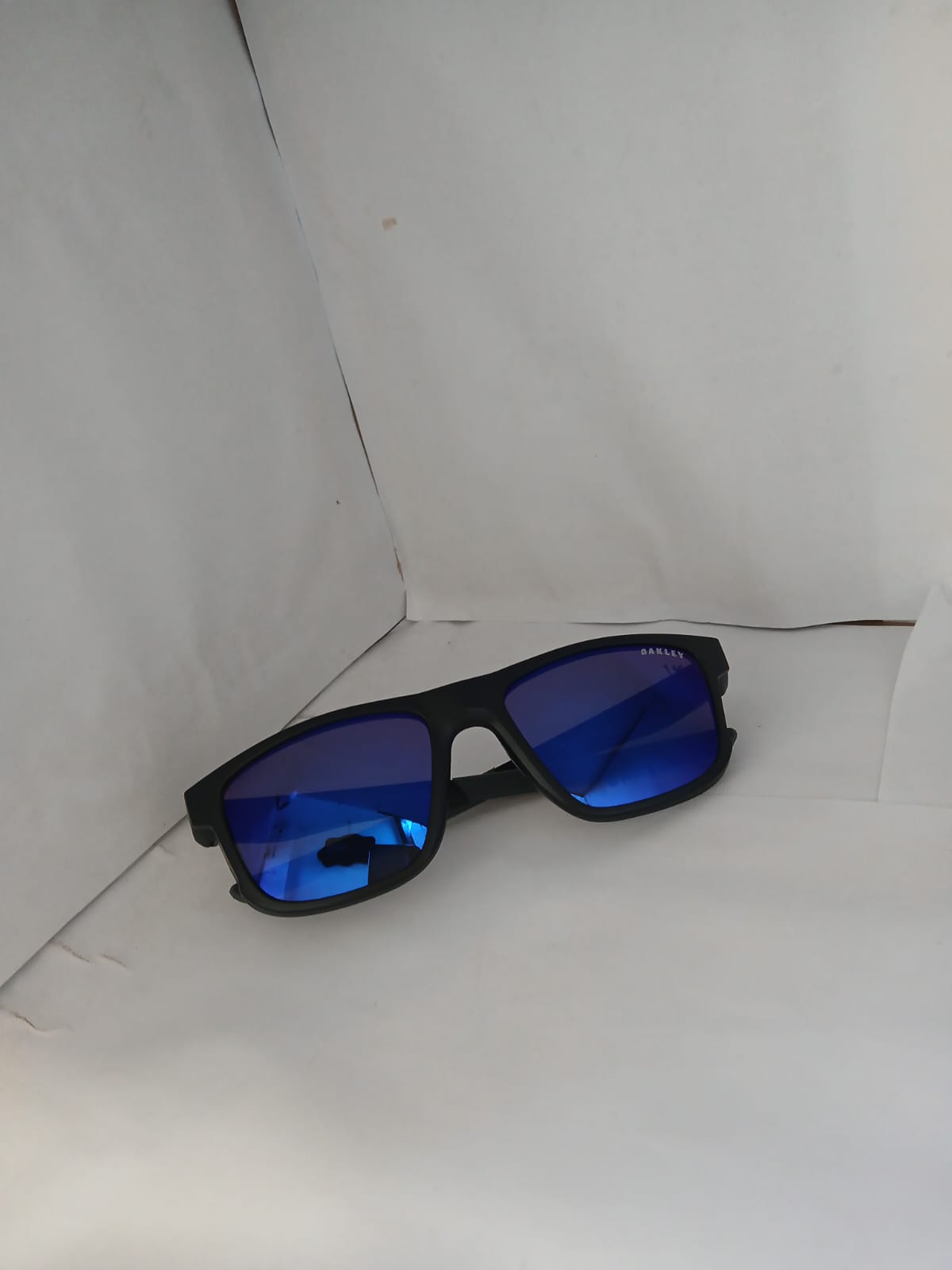 EYEGLASS - Black Thumbnail